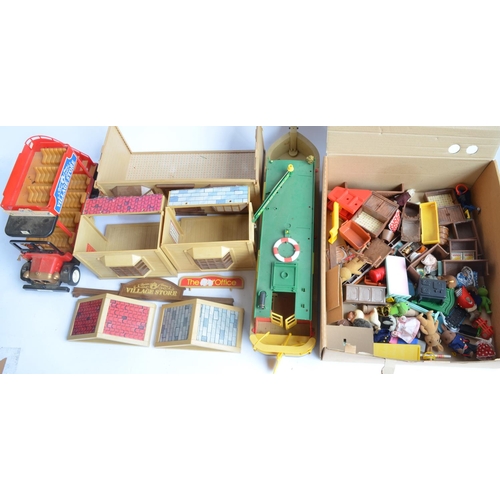 477 - Collection of young child's toys to include Sylvanian Families (narrow boat, bus, Post Office and ac... 