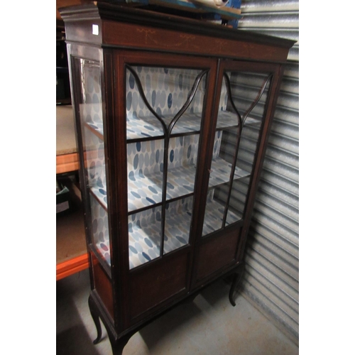 721 - Edwardian inlaid mahogany two door display cabinet on cabriole legs, W91cm D32cm H170cm