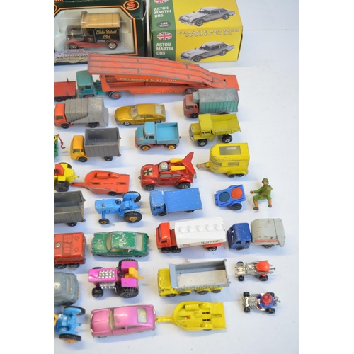 159 - Collection of play worn vintage diecast model vehicles, mostly Matchbox/Lesney and 5 boxed larger sc... 