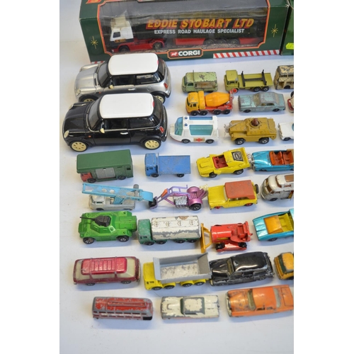 159 - Collection of play worn vintage diecast model vehicles, mostly Matchbox/Lesney and 5 boxed larger sc... 