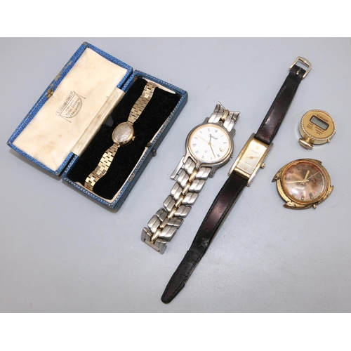 82 - German ladies gold wristwatch on gold box link bracelet, silvered dial with applied Arabic and baton... 