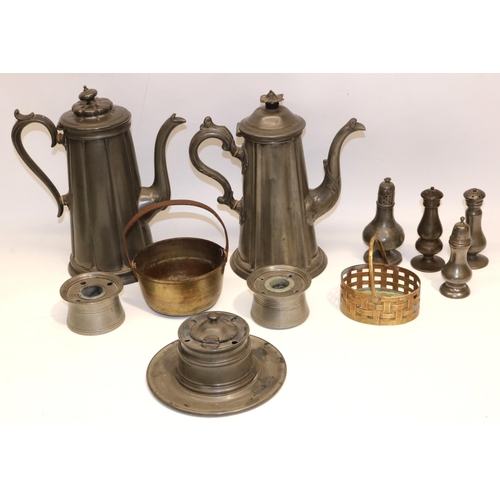 410 - Collection of pewter and other metalware, incl. coffee pots, inkwells and cruets, etc. (qty.)