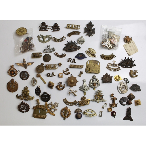 564 - Large collection of military badges, The Parachute Regiment, The Kings Royal Rifle Corps, Sherwood F... 