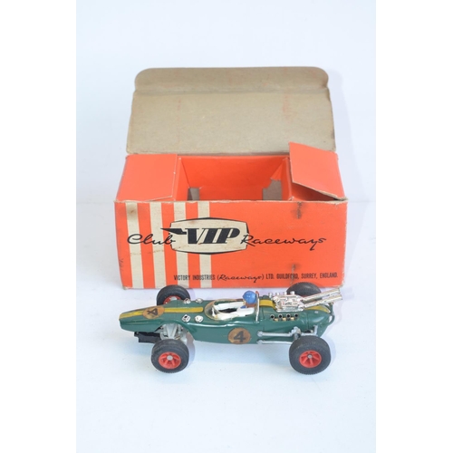 227 - Eight vintage slot racing cars to include Scalextric C129 Green March Ford 240, C426 F1 Williams, (w... 