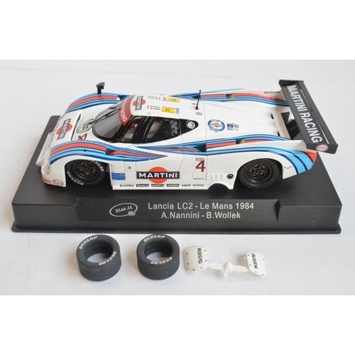 264 - Five 1/32 scale racing slot car models to include Scalextric Classic Collection C2811 Chaparral 2F N... 