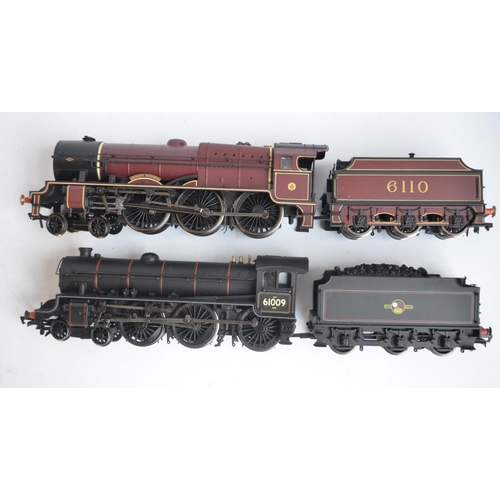 277 - Two limited edition OO gauge electric steam locomotive presentation models by Bachmann to include Ha... 