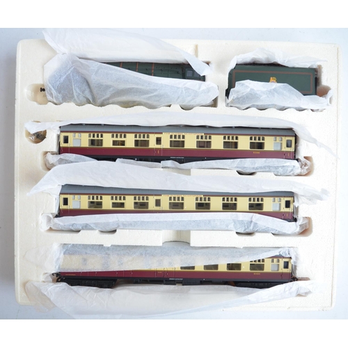 281 - Three limited edition Hornby OO gauge train packs to include 