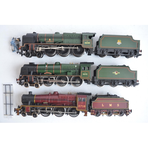 285 - Six OO gauge electric steam train models to include Bachmann 31-278 Parallel Boiler 4-6-0 BR green R... 