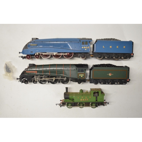 293 - Six OO gauge electric steam train models to include Bachmann 31-555 LNER green Class V2 4801 (not ru... 