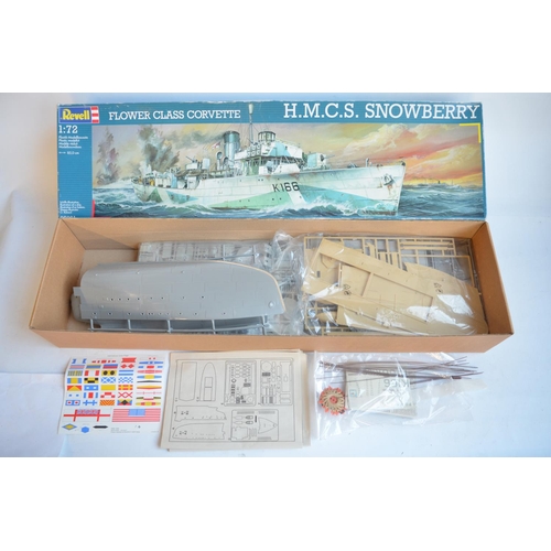 332 - Collection of model kits to include Linberg 1/125 scale Blue Devil Destroyer (suitable for RC), 1/72... 