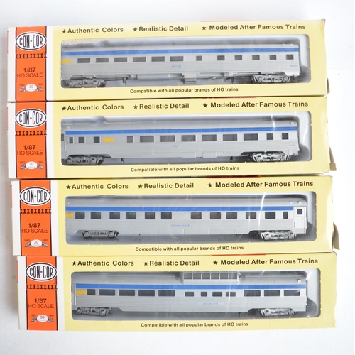 297 - Collection of mostly boxed HO gauge (1/87 scale) electric train models and coaches to include 2x Bac... 