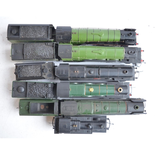 300 - Collection of previously used OO gauge electric steam train models from Triang. All A/F, condition v... 