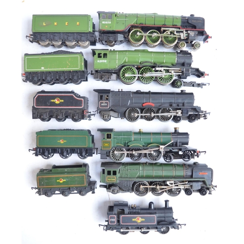 300 - Collection of previously used OO gauge electric steam train models from Triang. All A/F, condition v... 