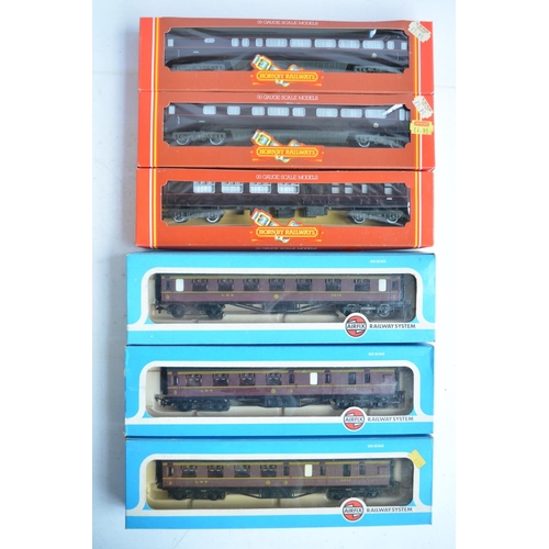 302 - Collection of boxed OO gauge railway passenger and mail coaches to include Hornby, Triang Airfix and... 