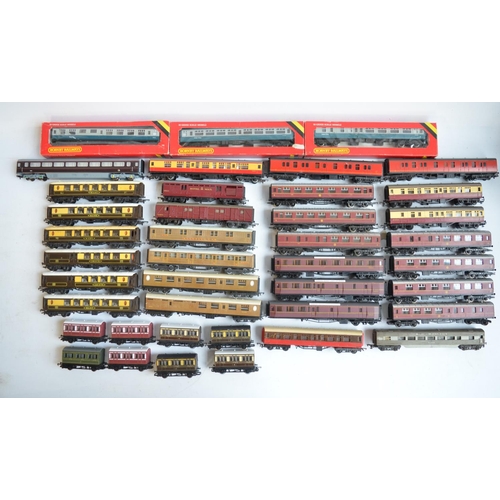 304 - Forty One OO/HO gauge railway passenger coaches to include Triang Pullman, Hornby Teak and Royal Coa... 