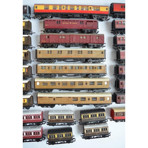 304 - Forty One OO/HO gauge railway passenger coaches to include Triang Pullman, Hornby Teak and Royal Coa... 