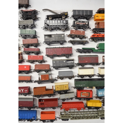 307 - Collection of previously used OO gauge rolling stock from Hornby, Triang, Wrenn and Hornby Dublo. Qt... 