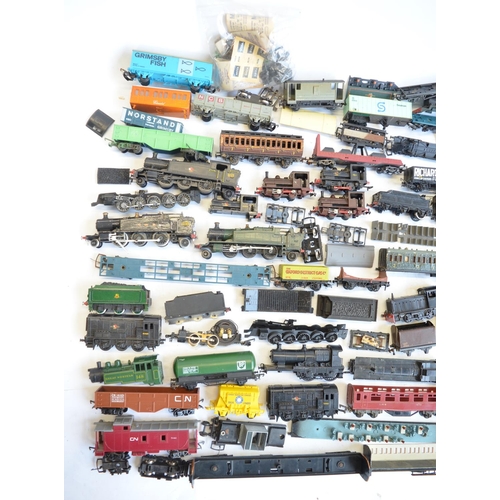 310 - Extensive collection of OO/HO gauge railway model locos (all spares/repairs to include complete engi... 