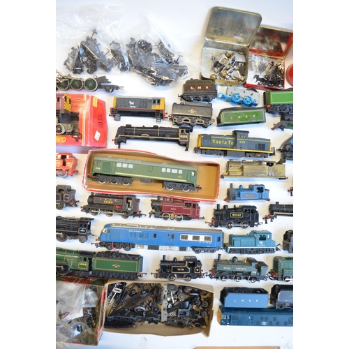 310 - Extensive collection of OO/HO gauge railway model locos (all spares/repairs to include complete engi... 