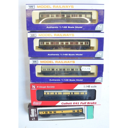 325 - Sixteen boxed N gauge railway coaches from Graham Farish, Lima and Dapol. Contents good to near mint