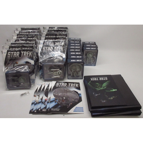 356 - Star Trek 'The Official Starships Collection' by Eaglemoss - various magazines and models, incl. mul... 