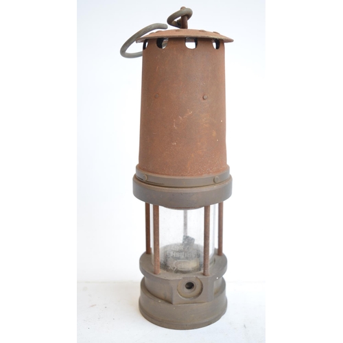 462 - Six vintage metal lamps to include 4 railway lamps (2 marked BR(E) and 2 unmarked but one with 55/4 ... 