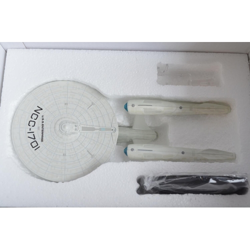 357 - Twenty boxed Eaglemoss Star Trek 'The Official Starship Collection' models plus 7 loose magazines. C... 