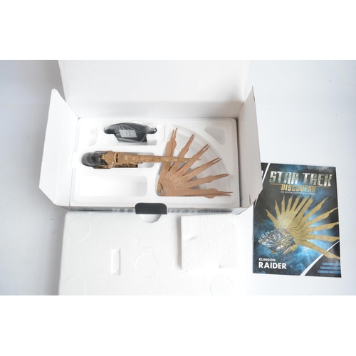 357 - Twenty boxed Eaglemoss Star Trek 'The Official Starship Collection' models plus 7 loose magazines. C... 