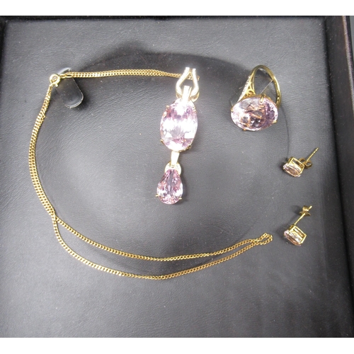 48 - 9ct yellow gold ring set with kunzite and diamonds, size O, with matching pendant necklace and stud ... 