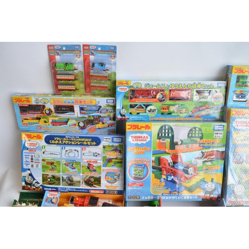 1311 - Collection of Thomas & Friends battery operated plastic model train sets from Tomy and Takara Tomy t... 