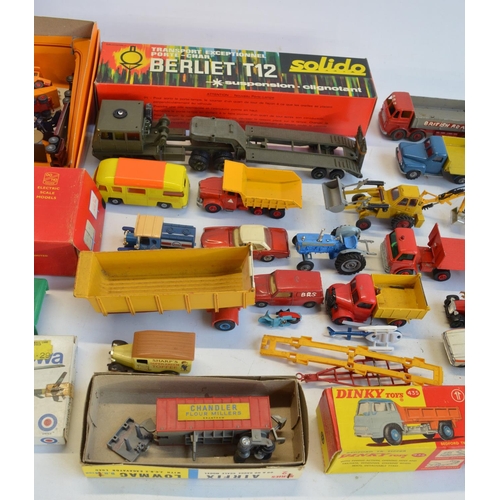 23 - Collection of previously used model vehicles, mostly unboxed to include Dinky, Corgi, a boxed Solido... 