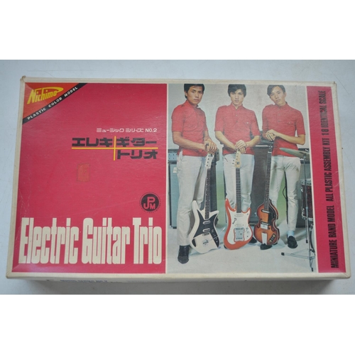 1189 - Rare Nichimo 1/8 scale Music Series 2 Electric Guitar Trio Miniature Band plastic model kit with pre... 