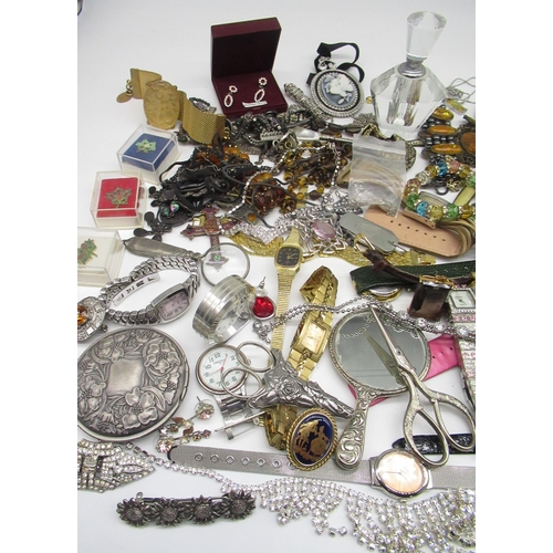 350 - Large collection of fashion watches including Citron, Figaro, Mezzo etc. and a collection of costume... 