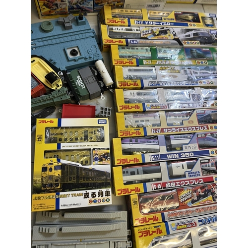 1292 - Collection of Takara Tomy Japanese import playsets, loose trains and train accessories incl. monorai... 