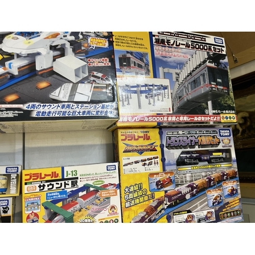 1292 - Collection of Takara Tomy Japanese import playsets, loose trains and train accessories incl. monorai... 