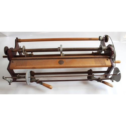 1358 - Vintage Oates of Huddersfield wallpaper trimmer (for removing edges of period wallpaper) 69cm length