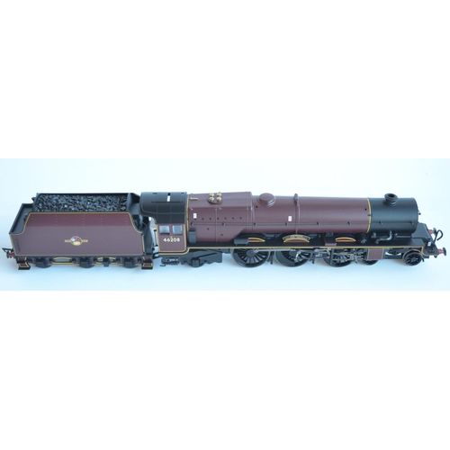 66 - Hornby OO gauge Digital Sound R2990XS BR Princess Class 46208 