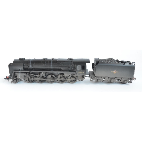 68 - Bachmann OO gauge 32-858DC factory weathered Class 9F Standard 92185 BR Black Late Crest with DCC So... 