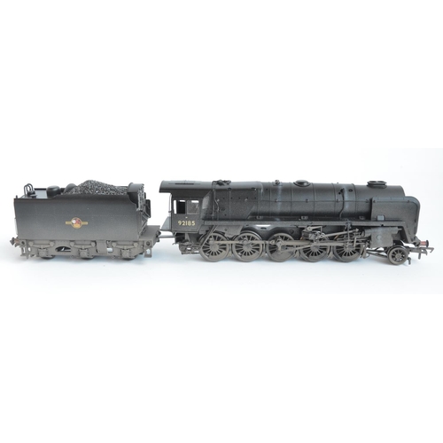 68 - Bachmann OO gauge 32-858DC factory weathered Class 9F Standard 92185 BR Black Late Crest with DCC So... 