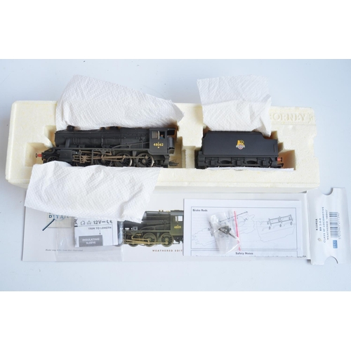 75 - Two weathered OO gauge electric steam train models from Hornby to include Super Detail DCC Ready R23... 