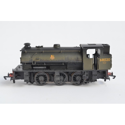 75 - Two weathered OO gauge electric steam train models from Hornby to include Super Detail DCC Ready R23... 