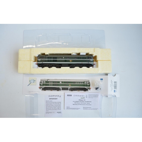 101 - Two OO gauge electric diesel locomotive models to include Hornby Super Detail DCC Ready R3144A BR gr... 