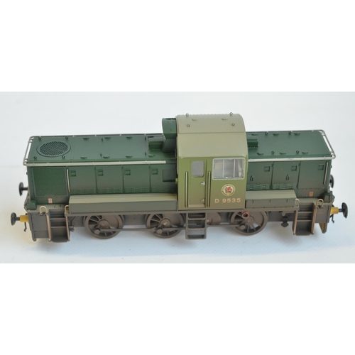 103 - Heljan OO gauge Item 1403 weathered Class 14 diesel-hydraulic locomotive (for Hattons Model Shop) in... 