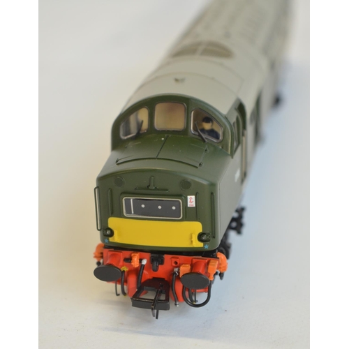 89 - Bachmann Sound Fitted OO gauge electric diesel locomotive model 32-485SF Class 40 D365 BR green live... 