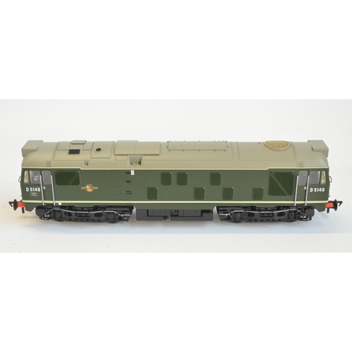 91 - Bachmann Sound Fitted OO gauge electric diesel locomotive model 32-441SF Class 24/1 D5149 BR green l... 