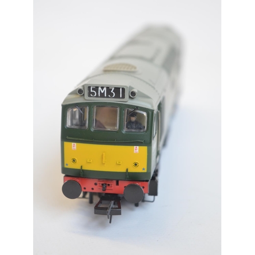 92 - Bachmann DCC Sound OO gauge electric diesel locomotive model 32-401DS D7638 BR two tone green livery... 