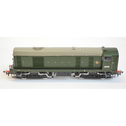 95 - Bachmann Sound Fitted OO gauge electric diesel locomotive model 35-351SF Class 20/0 D8015 BR green l... 