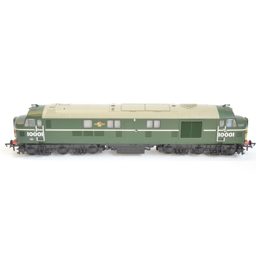 97 - Bachmann OO gauge electric diesel locomotive model 31-997 LMS 10001 BR green and eggshell blue waist... 