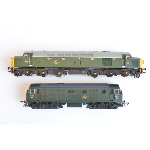 116 - Two OO gauge diesel electric train models to include Bachmann 32-477 Class 40 Diesel D325 Split Head... 