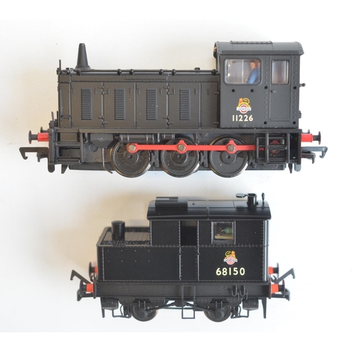 117 - Bachmann OO gauge 31-335 Class 04 Diesel Shunter 11226 BR Black (model near mint with sealed accesso... 